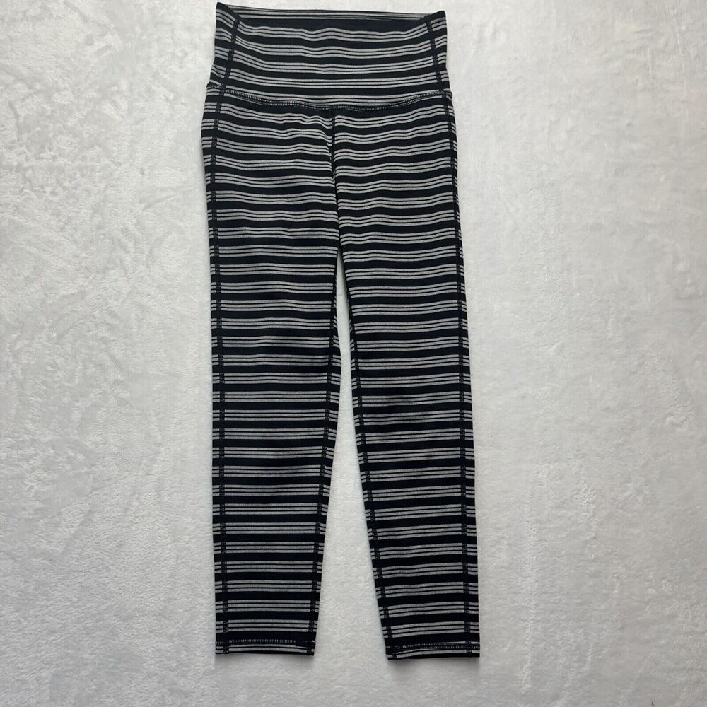 ATHLETA Chaturanga Striped Crop Leggings Women’s XXS Fitness Yoga‎ Athletic